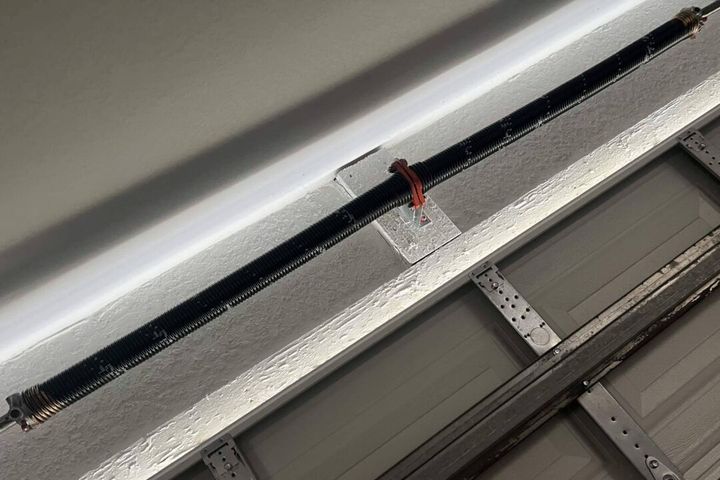 Reliable Garage Door Repair and Emergency Services Available for Homeowners Across South Florida