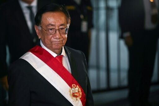 Top Peru ministers quit in protest over stalled US fighter jet deal