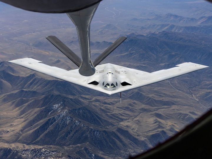 First photos show B-21 Raider stealth bomber refueling midair