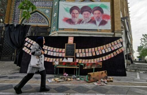 Oil rises, stocks mixed as US-Iran peace talk hopes dim