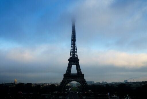 French economy records zero growth in first quarter