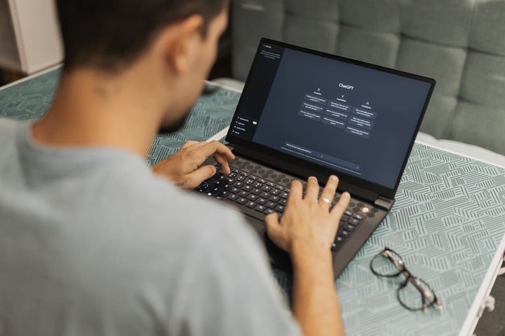 Silverback AI Chatbot Highlights the Expanding Role of AI Assistant Technology in Digital Communication and Workflow Management