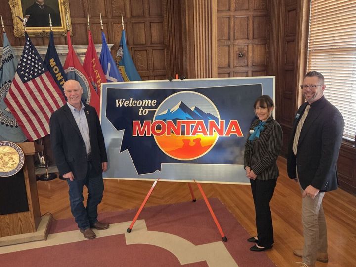 State Officials unveil new Montana’s welcome sign design
