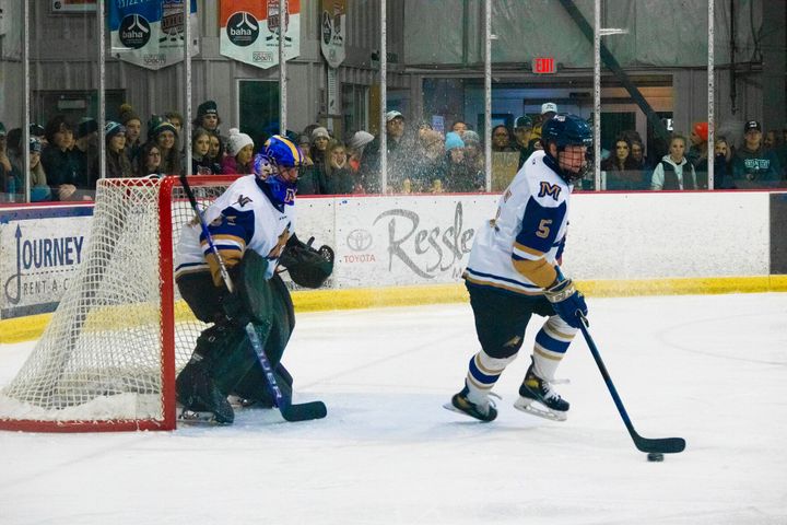 Bobcat hockey defeats Griz, surges into postseason