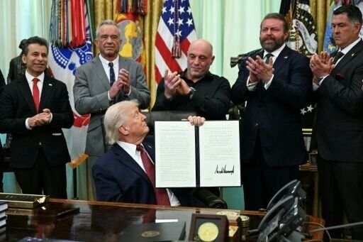 Trump signs order to fast-track research on psychedelic drugs