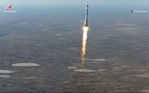 Russia resumes use of space launch site damaged in accident