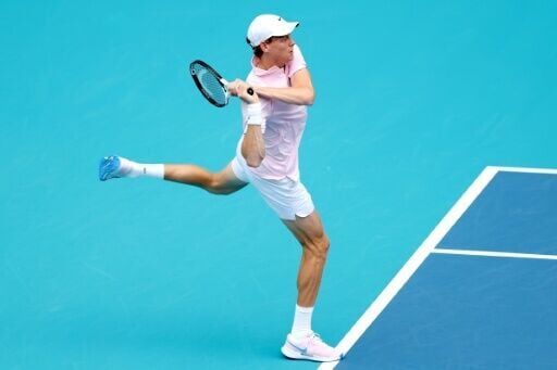 Implacable Sinner overpowers Lehecka to win Miami Open