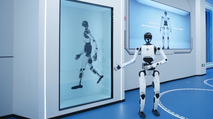 A New Leap Forward: Tien Kung 3.0 Upgrades to a Fully Autonomous Guided-Tour Solution, with Wise Kaiwu Forging the Most Powerful Brain in Embodied Intelligence