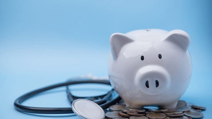 What's the difference between an HSA and an HRA?
