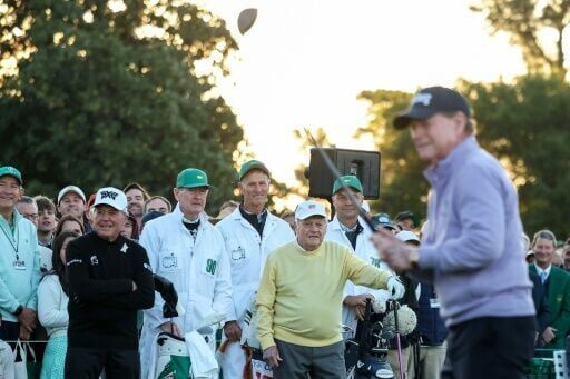 Player tells Tiger to 'get a chauffeur'