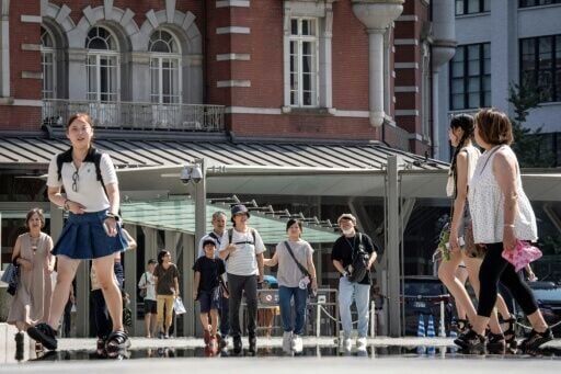 Hot pants: Tokyo government workers swap suits for shorts
