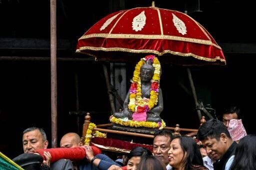 Nepal temple celebrates return of stolen Buddha statue