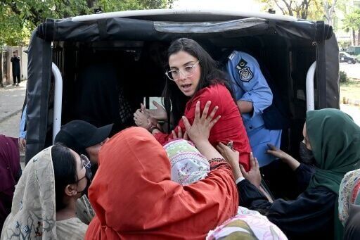 Rights groups fear use of arrest to stifle free speech in Pakistan