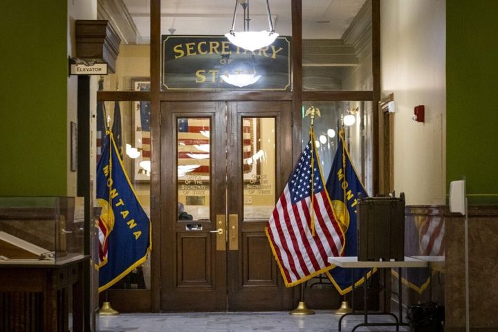 Legislators will take up Secretary of State postcards, outreach at upcoming meeting