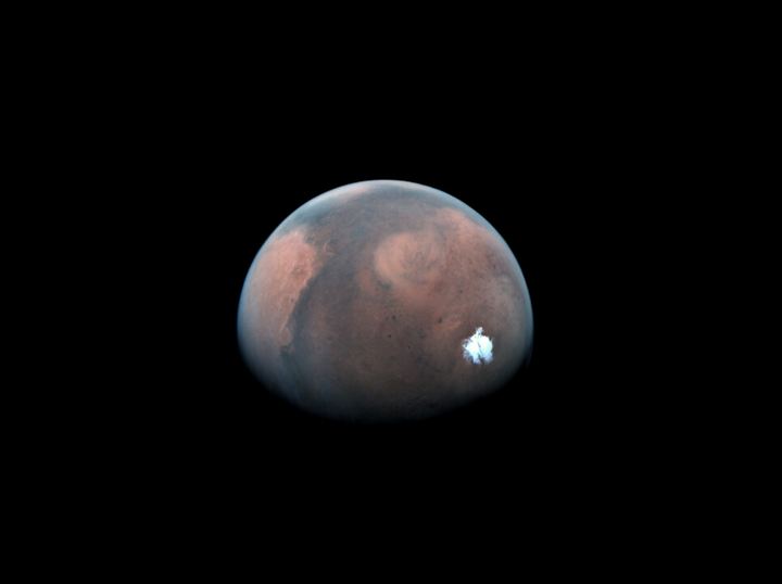 Spacecraft captures Mars close-up on way to $10,000 quadrillion asteroid