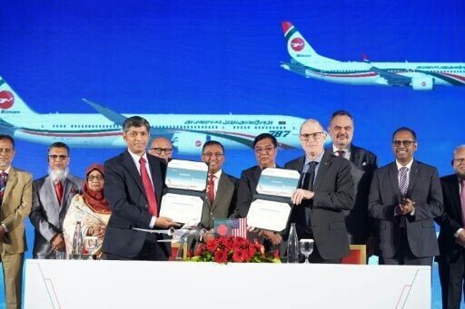 Bangladesh signs biggest-ever plane deal for 14 Boeings