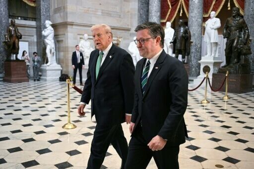 US midterm race enters last six months with Congress at stake