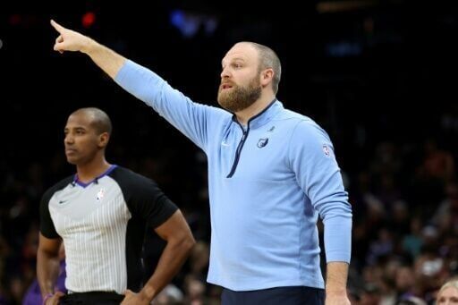 Bucks hire ex-Grizzlies coach Jenkins