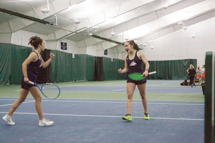 Women's tennis back on the court