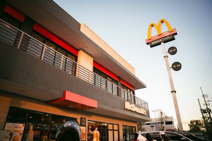 Only 43% of popular chain restaurants meet nutrition goals: study