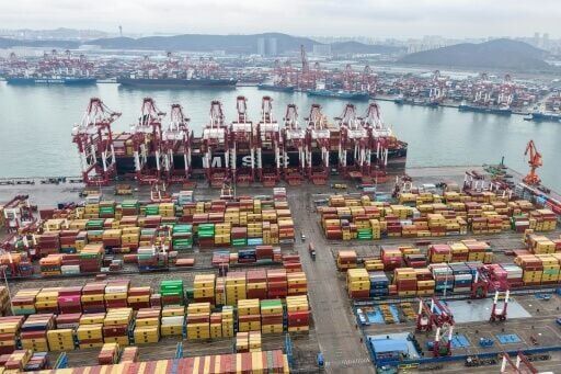 Global shipping industry caught in storm of war