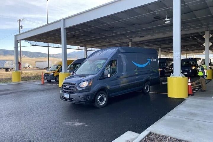 Could an Amazon warehouse be coming to Helena?