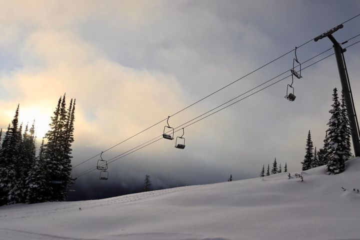 Windstorms and power outages prompt ski resort closures