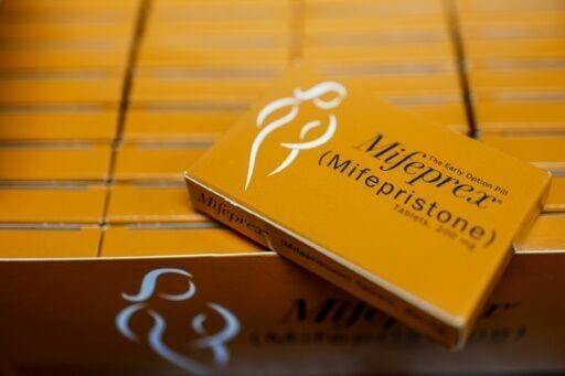 US Supreme Court temporarily restores mail access to abortion pill