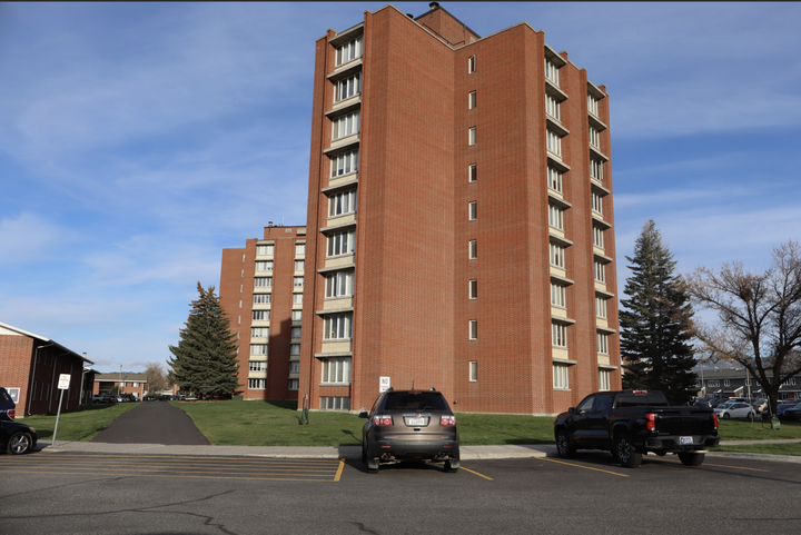 ASMSU calls on administration to address communication issues in graduate student housing