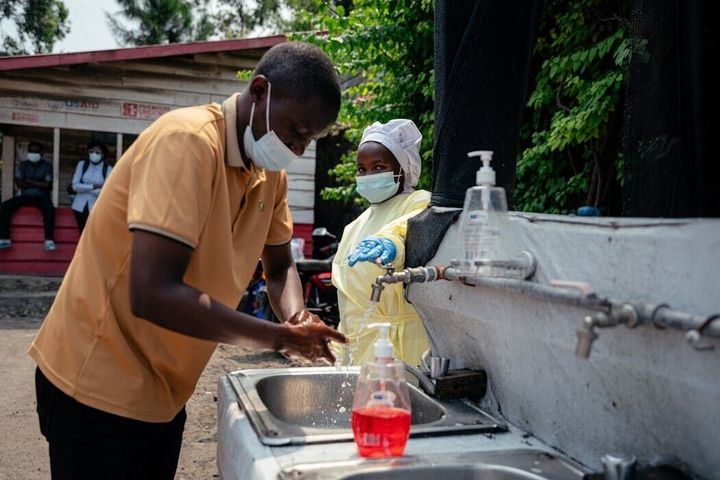 Ebola strain spreading in Congo and Uganda has no approved vaccine