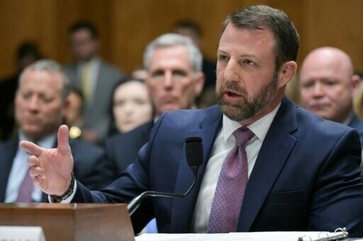 Trump pick for US homeland security chief clears Senate panel vote