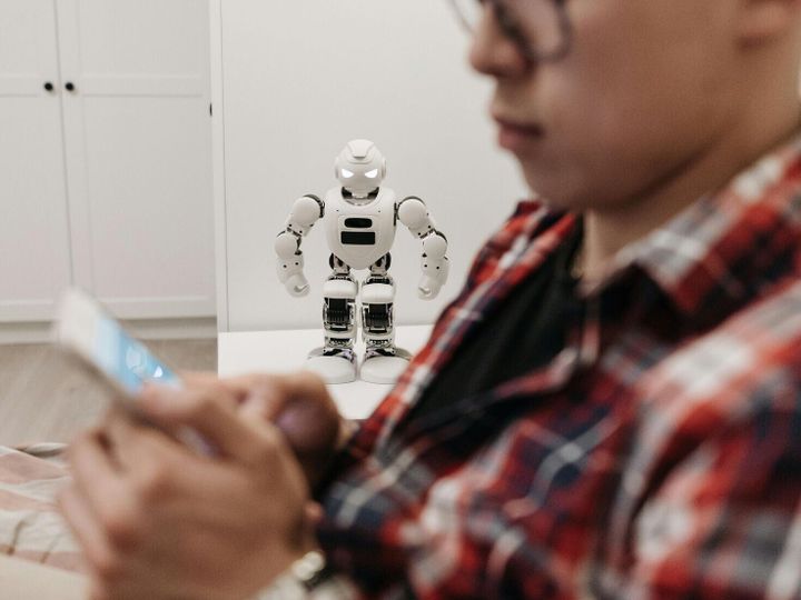 Why majority of office workers say ‘please’ to AI
