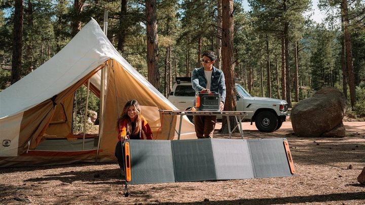 The new family road trip: How solar power transforms travel