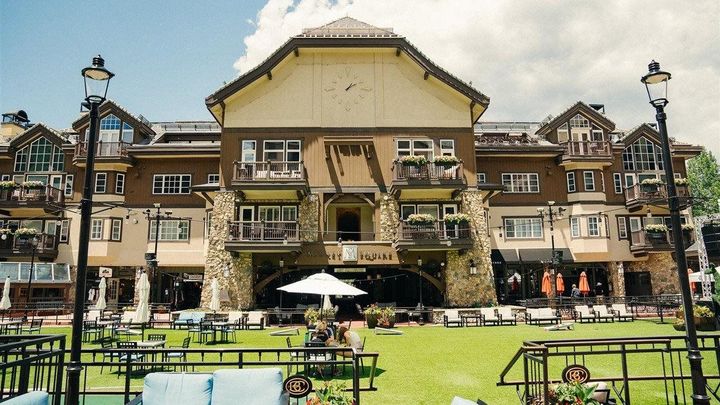 Leave the coast behind for a refined summer escape at 9,000 feet