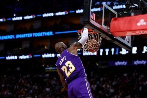 Doncic and James power Lakers over Rockets as win streak hits seven