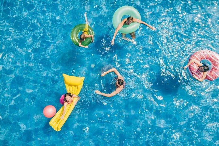 How germy is the public pool? An infectious disease expert weighs in on poop, pee and perspiration – and the deceptive smell of chlorine