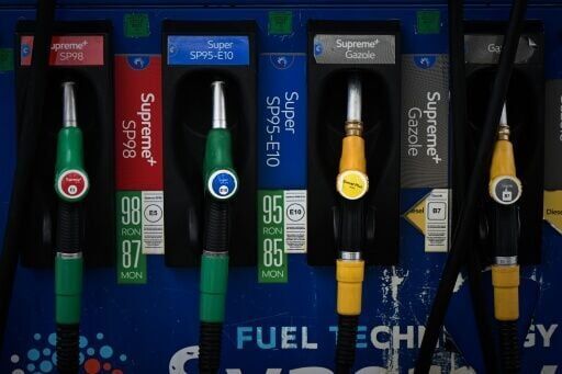 Greenpeace accuses oil companies of reaping Mideast 'war profits'