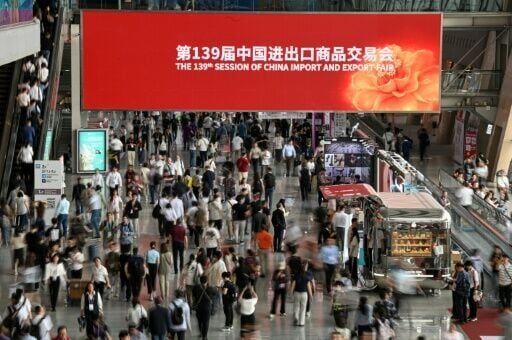 Chinese suppliers, Mideast importers fret about war fallout on trade
