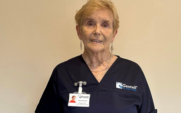 80-year-old nurse still working 60-hours a week: ‘I have no plans to retire’