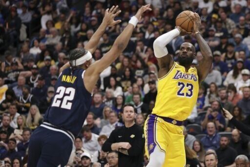LeBron James breaks NBA all-time field goal record in Lakers loss