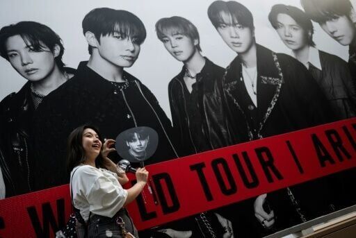 Japanese fans gather to welcome BTS on world tour