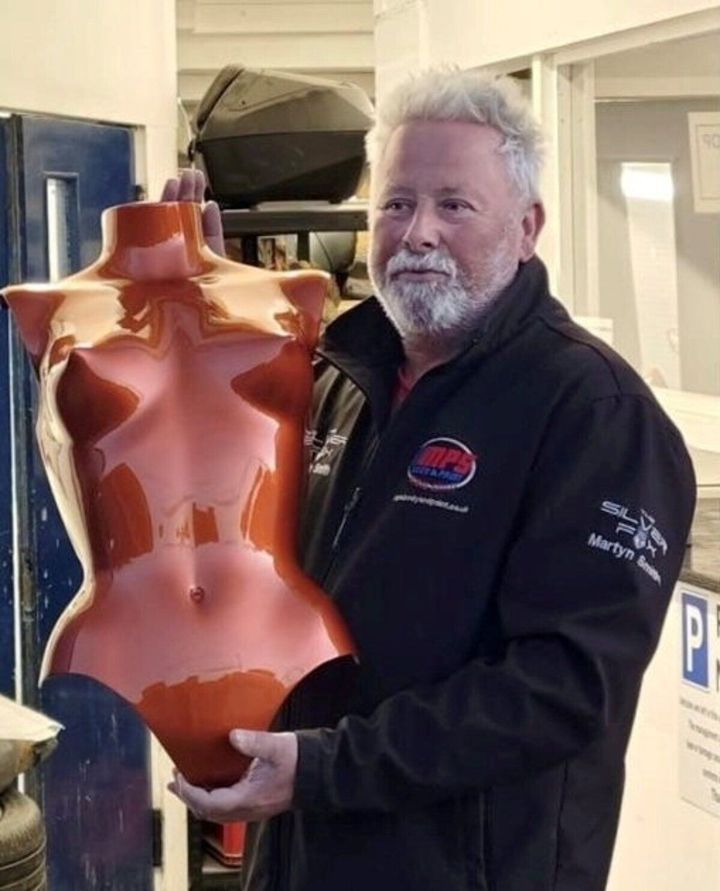Kim Kardashian’s Met Gala outfit painted at car repair shop
