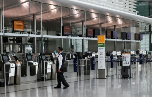 Lufthansa pilots strike as cabin crew call further stoppage