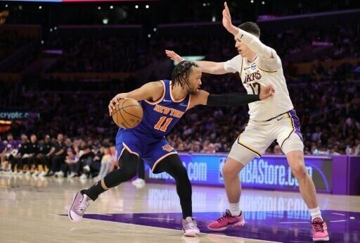 Wemby shines as Spurs thrash Rockets, Lakers down Knicks