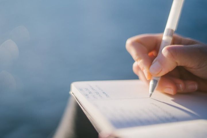 Writing builds resilience by changing your brain, helping you face everyday challenges