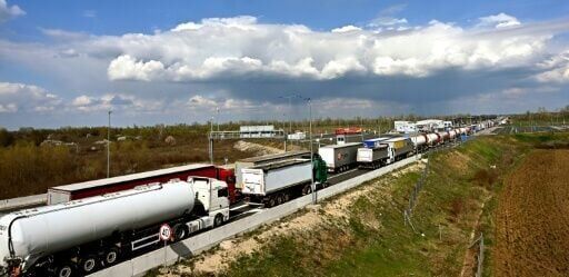 Bosnian truckers blocked EU freight terminals for a day over visa rules