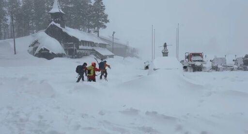 Eight skiers missing in California avalanche found dead