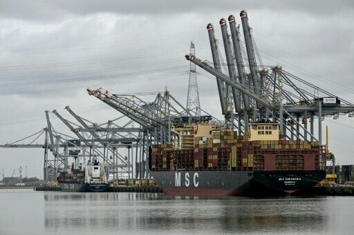 Antwerp port reopens to North Sea shipping after oil spill