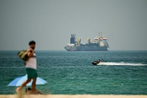 Gulf countries' plans to bypass Hormuz still far off, experts warn