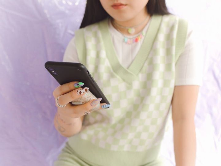 New polish helps people with long nails use touchscreens